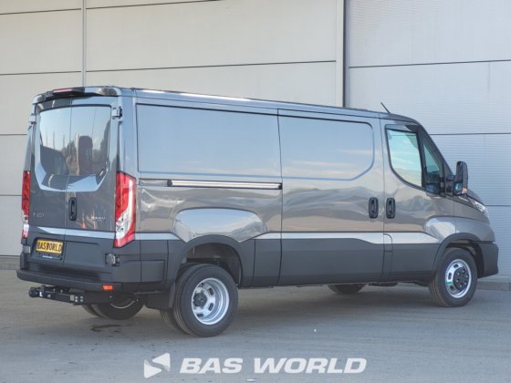 イヴェコ・デイリー 35C21 クローズド・ボックス・バン