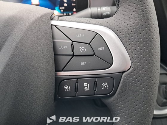 イヴェコ・デイリー 35C21 クローズド・ボックス・バン