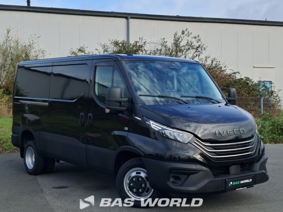 イヴェコ・デイリー 35C21 クローズド・ボックス・バン