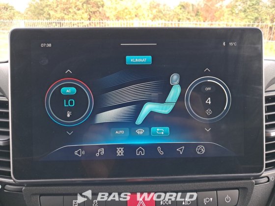 イヴェコ・デイリー 35C21 クローズド・ボックス・バン