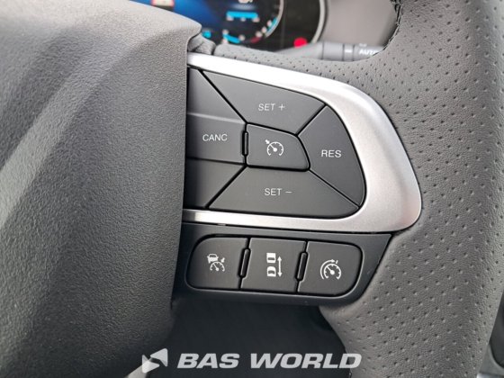 イヴェコ・デイリー 35C21 クローズド・ボックス・バン