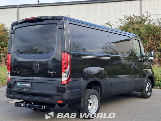 イヴェコ・デイリー 35C21 クローズド・ボックス・バン