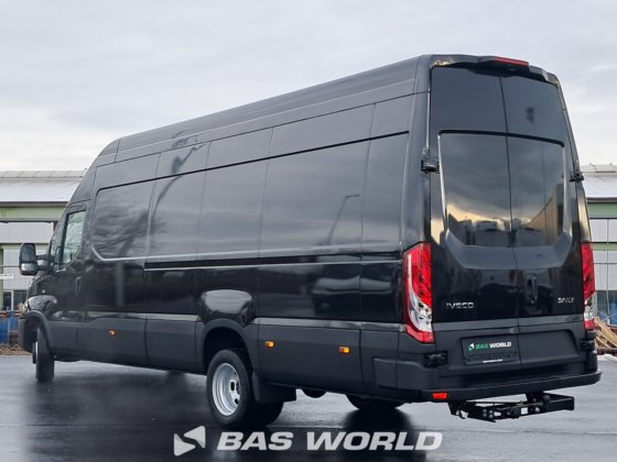 イヴェコ・デイリー 35C21 クローズド・ボックス・バン