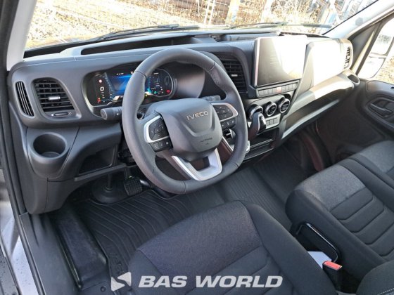 依维柯 Daily 35C21 封闭箱式货车