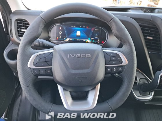 イヴェコ・デイリー 35C21 クローズド・ボックス・バン