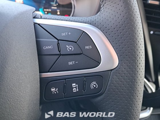 イヴェコ・デイリー 35C21 クローズド・ボックス・バン