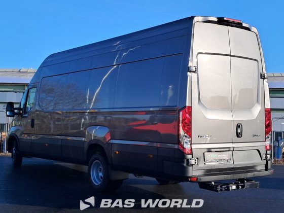 依维柯 Daily 35C21 封闭箱式货车