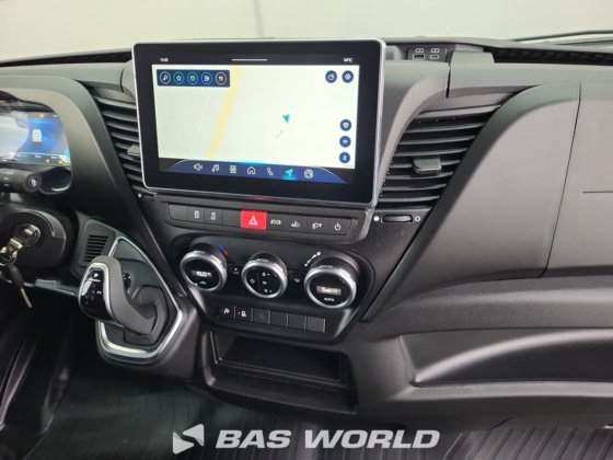 イヴェコ・デイリー 35C21 クローズド・ボックス・バン