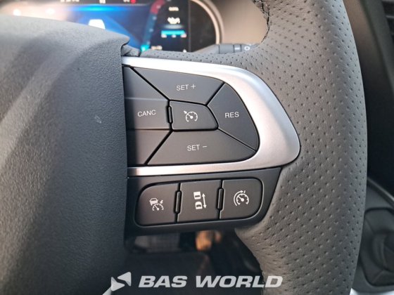 イヴェコ・デイリー 35C21 クローズド・ボックス・バン