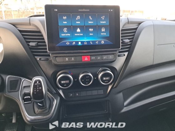 イヴェコ・デイリー 35C21 クローズド・ボックス・バン