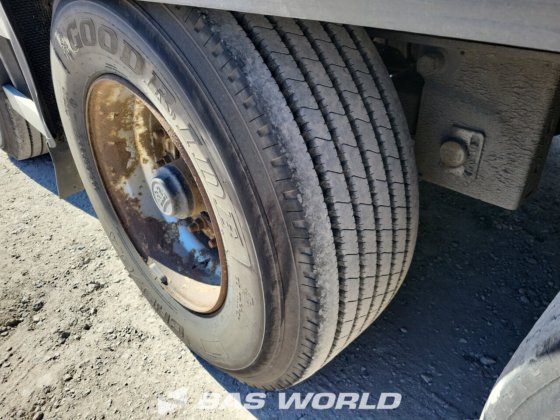 AMT 拖车帘边半挂车