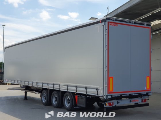 ケーゲル・カーテンサイド・セミトレーラー