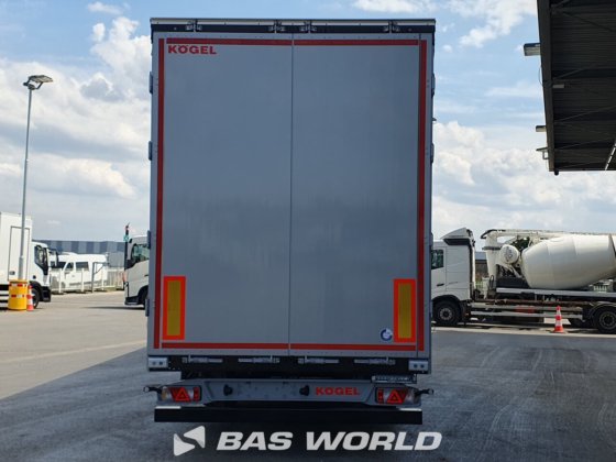 ケーゲル・カーテンサイド・セミトレーラー