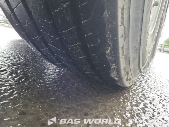 ケーゲル・カーテンサイド・セミトレーラー