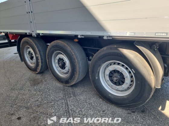 ケーゲル フラットベッドトレーラー