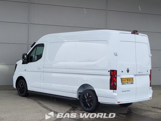 ルノー マスター 130PK クローズド・ボックス・バン