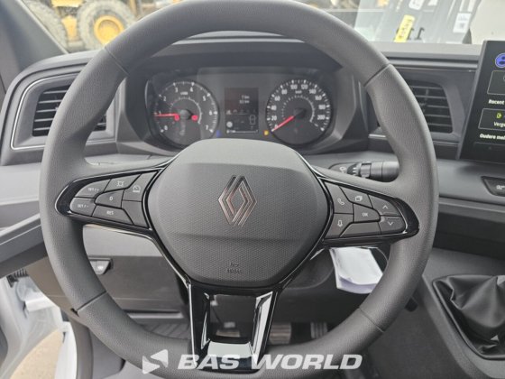 雷诺 Master 130PK 封闭箱式货车