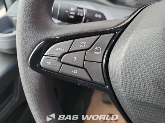 ルノー マスター 130PK クローズド・ボックス・バン