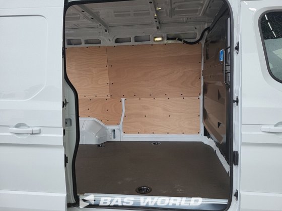 ルノー マスター 130PK クローズド・ボックス・バン