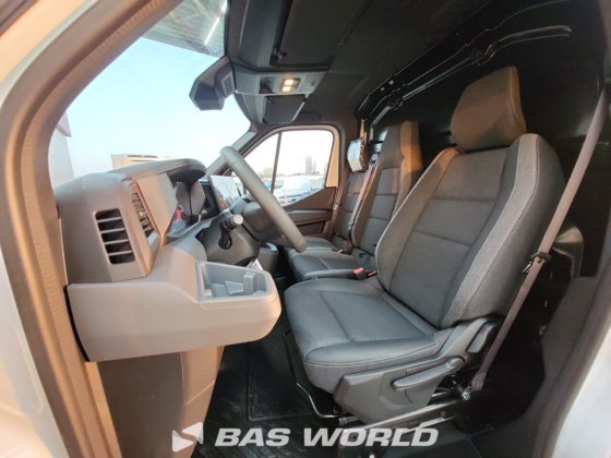 雷诺 Master 130PK 封闭箱式货车