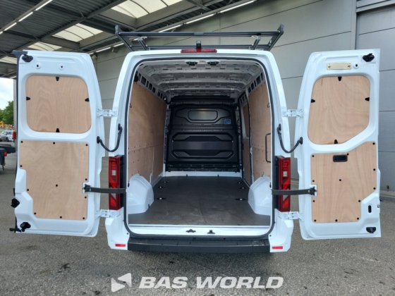 雷诺 Master 130PK 封闭箱式货车