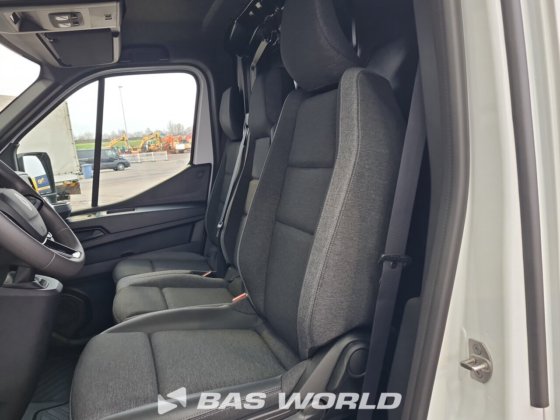 雷诺 Master 130PK 封闭箱式货车