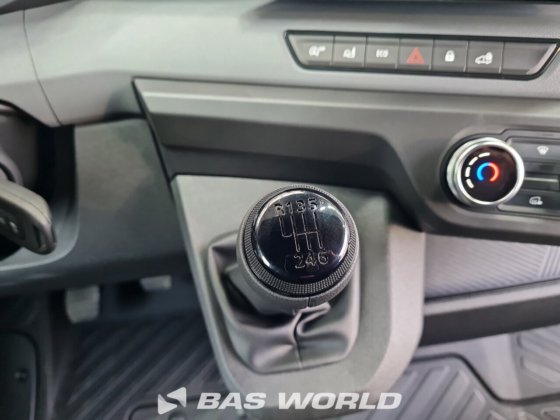 ルノー マスター 130PK クローズド・ボックス・バン