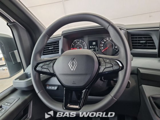 ルノー マスター 130PK クローズド・ボックス・バン