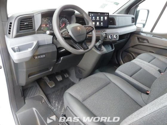 雷诺 Master 130PK 封闭箱式货车