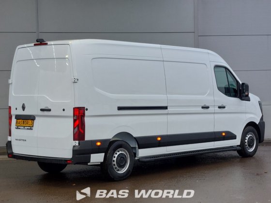 雷诺 Master 130PK 封闭箱式货车