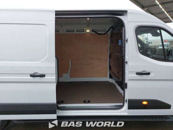 ルノー マスター 130PK クローズド・ボックス・バン