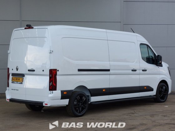 雷诺 Master 130PK 封闭箱式货车