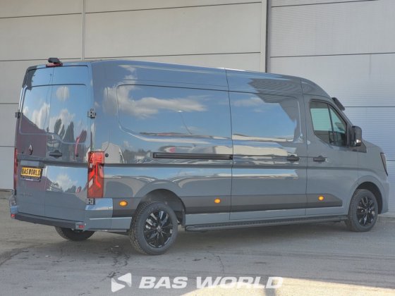 雷诺 Master 130PK 封闭箱式货车