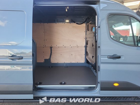 雷诺 Master 130PK 封闭箱式货车