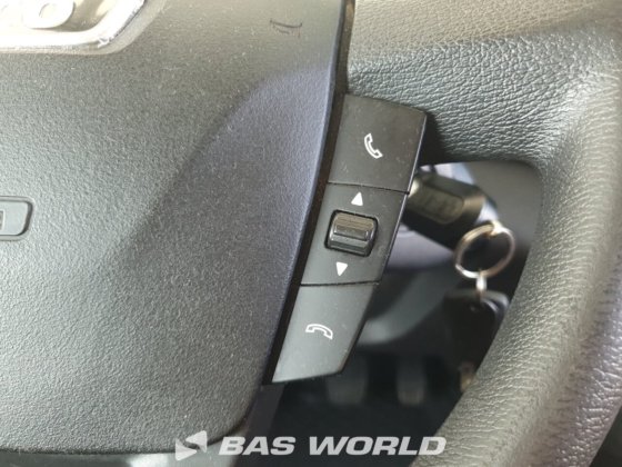 イヴェコ・デイリー 35S13 クローズド・ボックス・バン