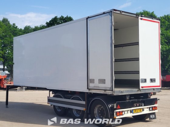 パクトン・サーモキング SLXe 300 ウィスパー・プロ 冷蔵セミトレーラー