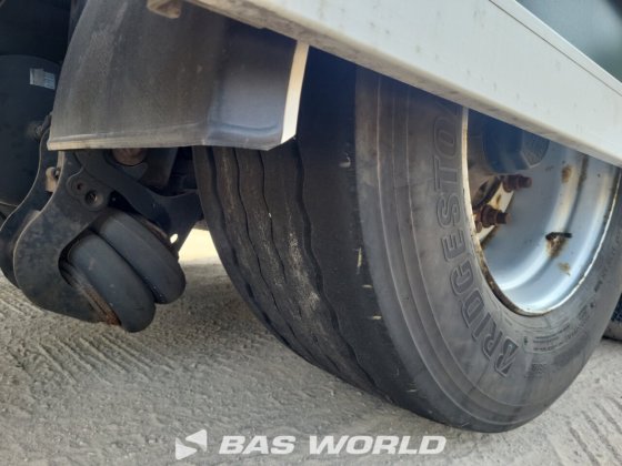 パクトン・サーモキング SLXe 300 ウィスパー・プロ 冷蔵セミトレーラー