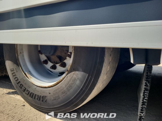 パクトン・サーモキング SLXe 300 ウィスパー・プロ 冷蔵セミトレーラー