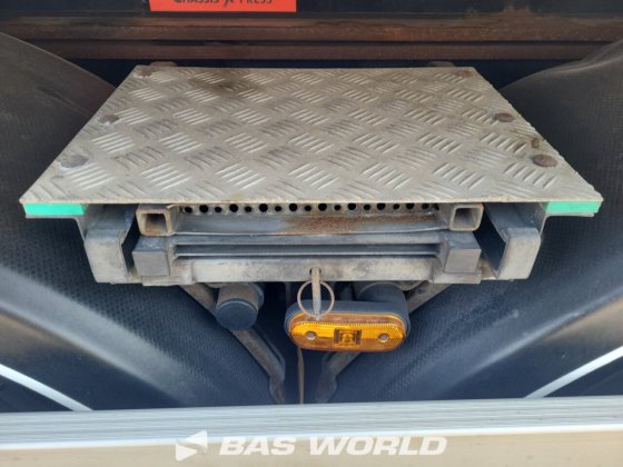 パクトン・サーモキング SLXe 300 ウィスパー・プロ 冷蔵セミトレーラー