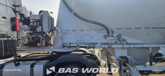 斯皮策坦克半拖车