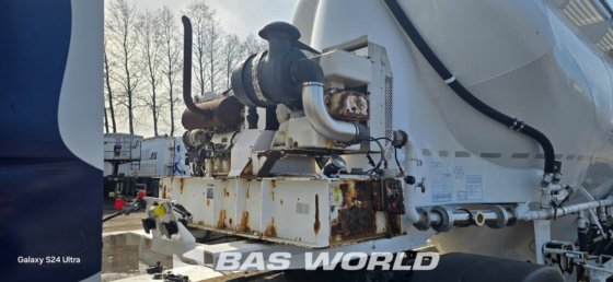 斯皮策坦克半拖车