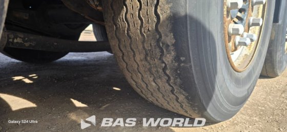 斯皮策坦克半拖车