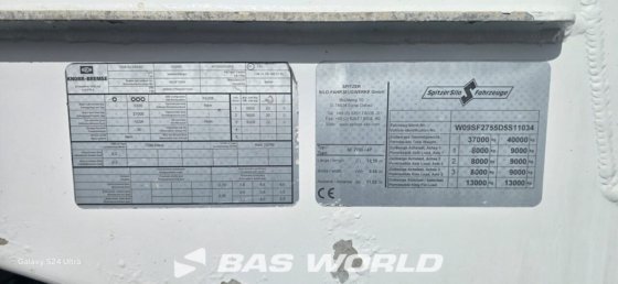 斯皮策坦克半拖车