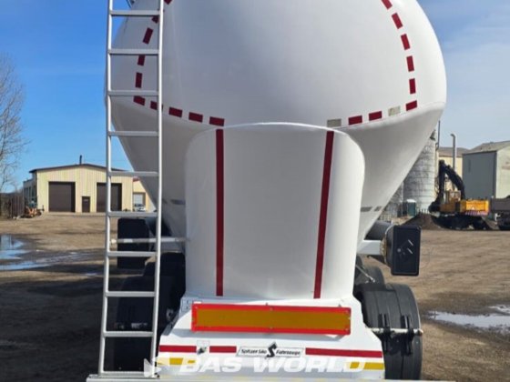 斯皮策坦克半拖车