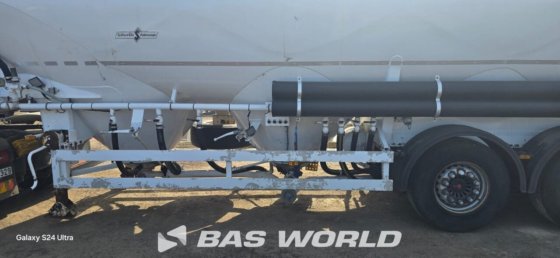 斯皮策坦克半拖车