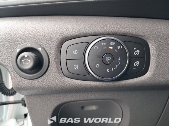 福特全顺 165pk 打开