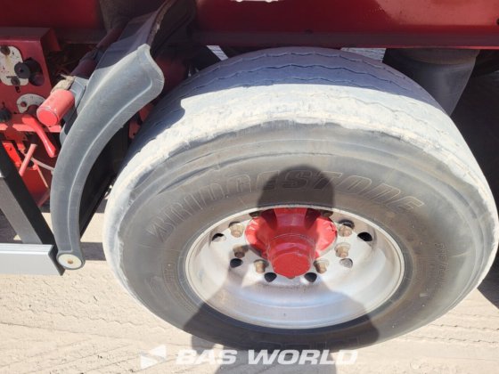 肯普夫窗帘边半挂车