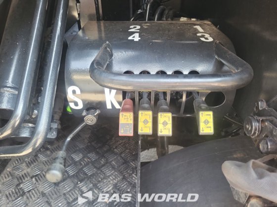 奔驰 Actros 2648 8X4 平板卡车