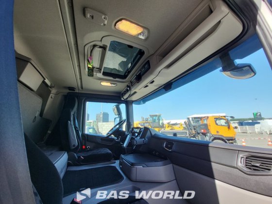 スカニア G360 6X2 ターフルゴ冷凍トラック