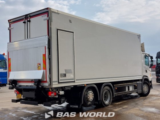 スカニア G360 6X2 ターフルゴ冷凍トラック